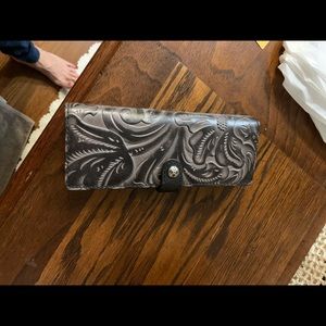 Patricia Nash tooled leather credit card wallet
